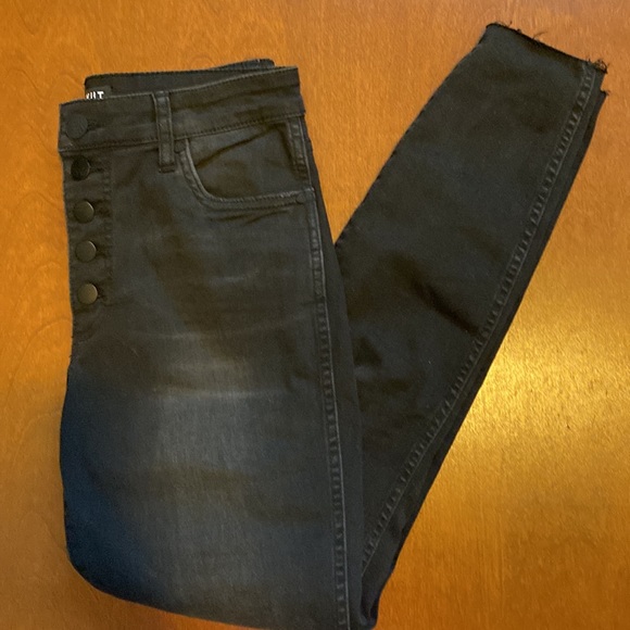 Kut from the Kloth Donna Fab Ab Ankle Skinny - Picture 10 of 13